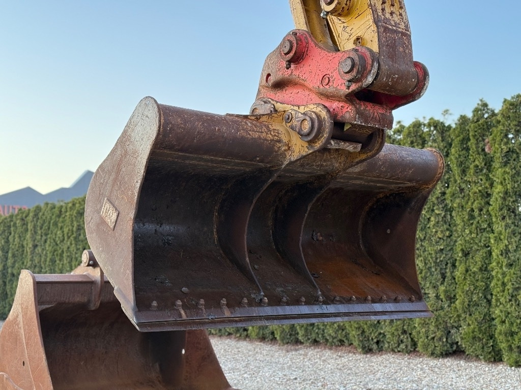 Гусеничный экскаватор Komatsu PC 360 LC-11: фото 19
