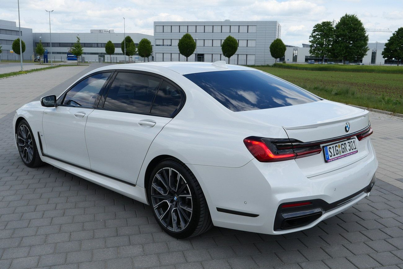 BMW 730Ld XDRIVE /VOLL/REAR ENTERT. /LANGSTRECKE 48V - Седан: фото 5 BMW 730Ld XDRIVE /VOLL/REAR ENTERT. /LANGSTRECKE 48V - Седан: фото 5