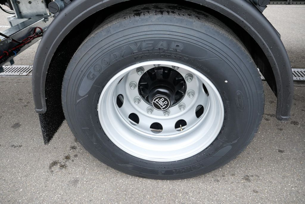 Новый Тентованный полуприцеп Krone SEP 10 CITY GARDINE KRONE 1-achs TRIDEC LBW Krone SEP 10 CITY GARDINE KRONE 1-achs TRIDEC LBW: фото 17 Новый Тентованный полуприцеп Krone SEP 10 CITY GARDINE KRONE 1-achs TRIDEC LBW Krone SEP 10 CITY GARDINE KRONE 1-achs TRIDEC LBW: фото 17