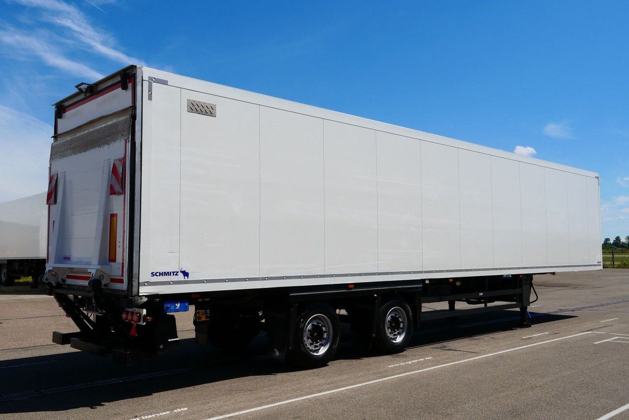 Schmitz Cargobull SKO 18/ TRIDEC LZG/ LBW 2000 kg SLXe 200 CITY - Полуприцеп-рефрижератор: фото 2 Schmitz Cargobull SKO 18/ TRIDEC LZG/ LBW 2000 kg SLXe 200 CITY - Полуприцеп-рефрижератор: фото 2