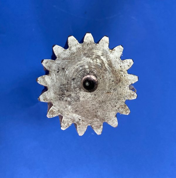 Wałek obrotu 010630A Komatsu PC05-7 E - Поворотный редуктор для Строительной техники: фото 3 Wałek obrotu 010630A Komatsu PC05-7 E - Поворотный редуктор для Строительной техники: фото 3