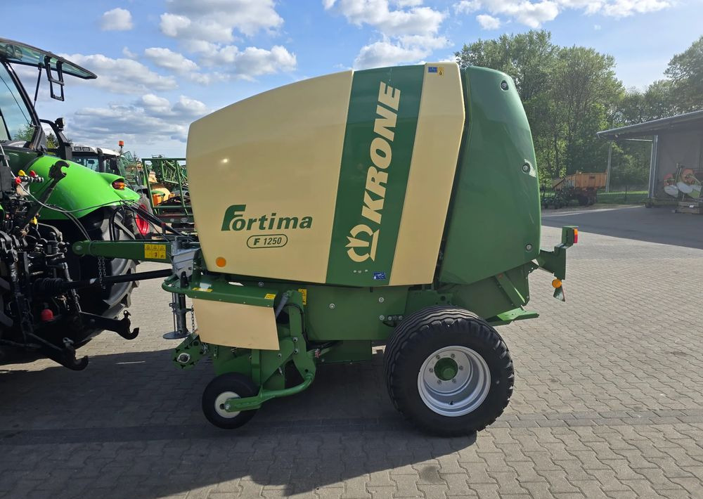 Krone Fortima F 1250 - Пресс-подборщик рулонный: фото 3 Krone Fortima F 1250 - Пресс-подборщик рулонный: фото 3