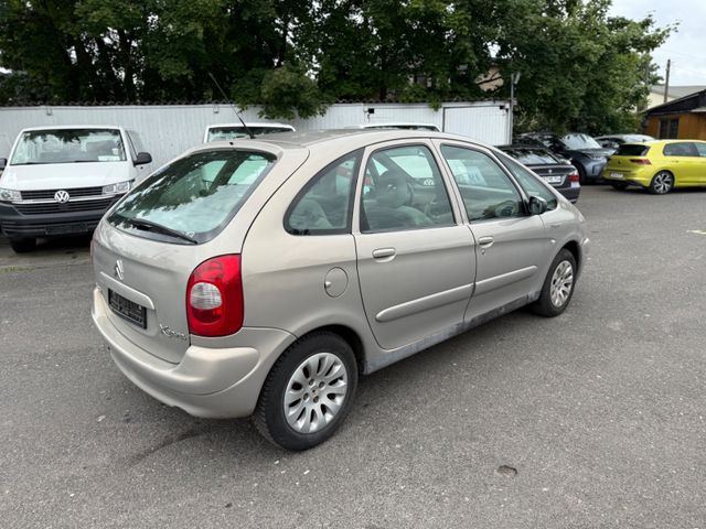 Citroën Xsara Picasso 1.8 16V Exclusive - Седан: фото 4 Citroën Xsara Picasso 1.8 16V Exclusive - Седан: фото 4