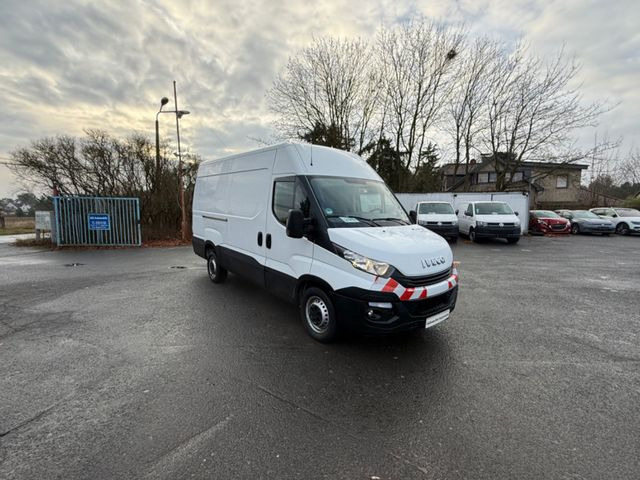 Iveco Daily Kasten HKa 35 S - Цельнометаллический фургон: фото 2 Iveco Daily Kasten HKa 35 S - Цельнометаллический фургон: фото 2