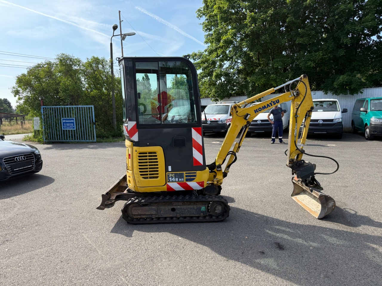 Komatsu PC 14R HS - Мини-экскаватор: фото 3 Komatsu PC 14R HS - Мини-экскаватор: фото 3