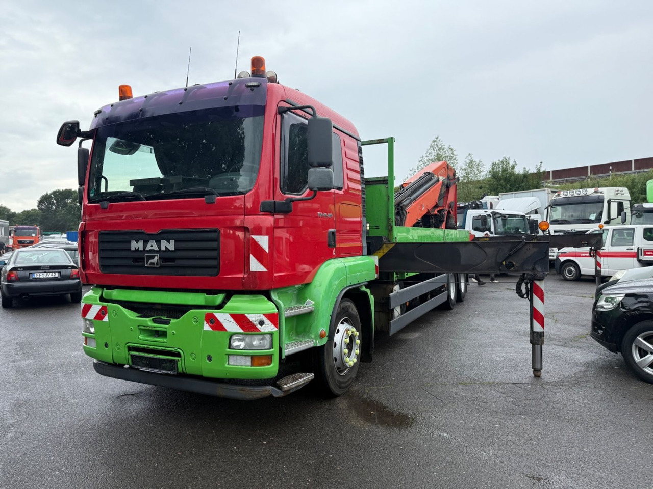 MAN TGA 26.410 - Грузовик бортовой/ Платформа, Автоманипулятор: фото 1 MAN TGA 26.410 - Грузовик бортовой/ Платформа, Автоманипулятор: фото 1
