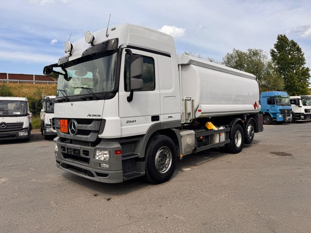 Mercedes-Benz Actros 2541 Tankwagen - Грузовик-цистерна: фото 3 Mercedes-Benz Actros 2541 Tankwagen - Грузовик-цистерна: фото 3
