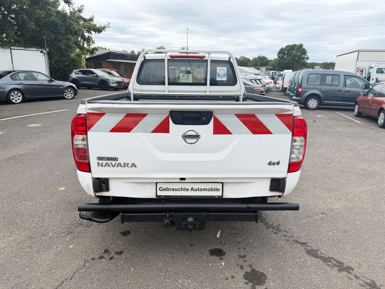 Nissan Navara NP300 Visia King Cab 4x4 - Внедорожник: фото 4 Nissan Navara NP300 Visia King Cab 4x4 - Внедорожник: фото 4
