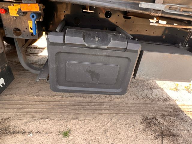 Тентованный полуприцеп Schmitz Cargobull SCB S3T: фото 12 Тентованный полуприцеп Schmitz Cargobull SCB S3T: фото 12