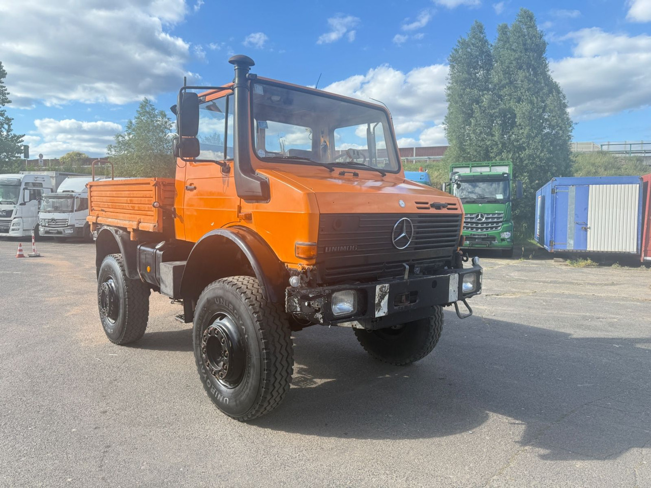 Unimog 2100 4x4 - Грузовик бортовой/ Платформа: фото 1 Unimog 2100 4x4 - Грузовик бортовой/ Платформа: фото 1