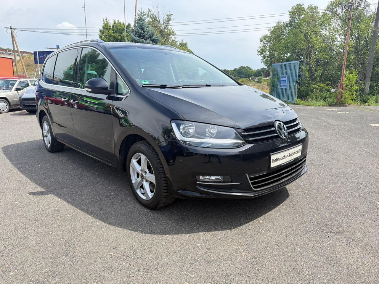 Volkswagen Sharan Highline BMT - Пассажирский фургон: фото 2 Volkswagen Sharan Highline BMT - Пассажирский фургон: фото 2
