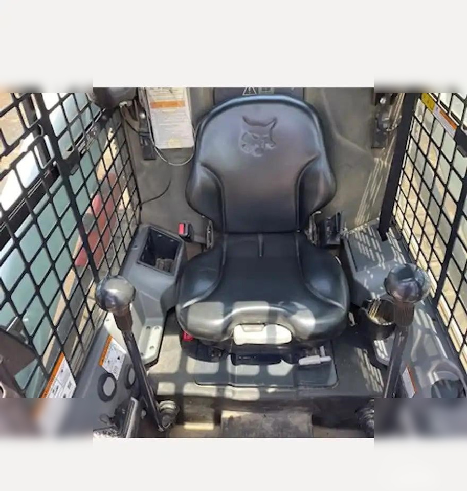 BOBCAT S590 - Мини-погрузчик с бортовым поворотом: фото 5 BOBCAT S590 - Мини-погрузчик с бортовым поворотом: фото 5