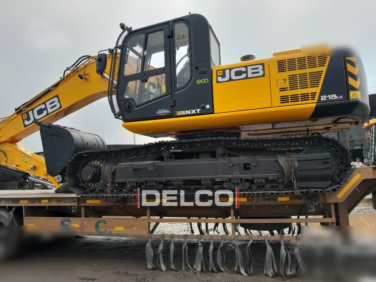 JCB NXT215 LC - Гусеничный экскаватор: фото 2 JCB NXT215 LC - Гусеничный экскаватор: фото 2
