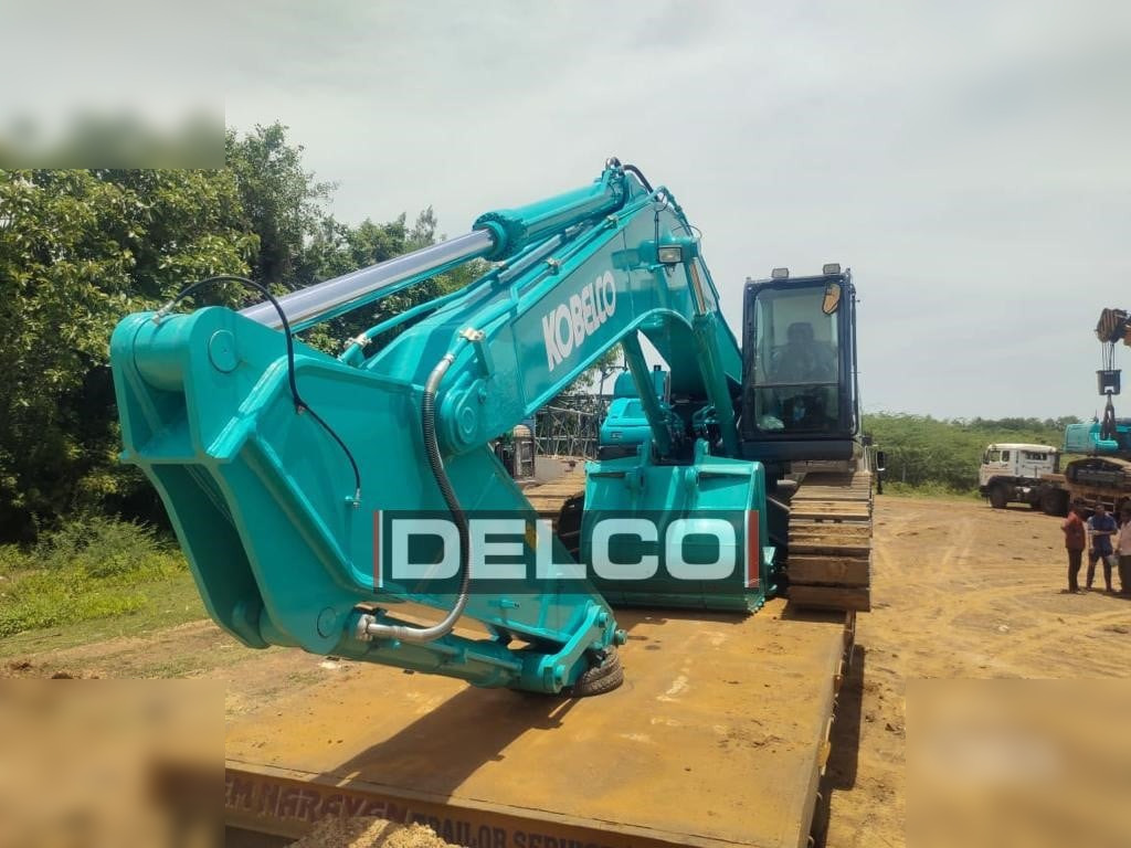 KOBELCO SK380XD LC-10 - Гусеничный экскаватор: фото 1 KOBELCO SK380XD LC-10 - Гусеничный экскаватор: фото 1
