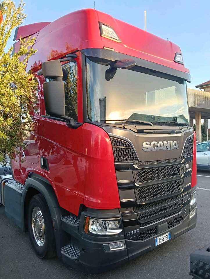 Scania R650 - Тягач: фото 2 Scania R650 - Тягач: фото 2