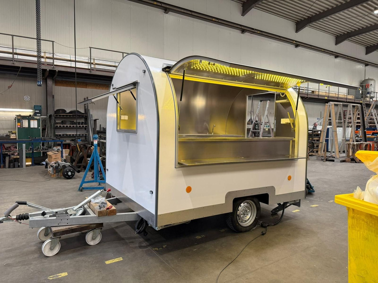 Esselmann EasyGo 280 ähn Buddystar oder Multiwagon - Торговый прицеп: фото 4 Esselmann EasyGo 280 ähn Buddystar oder Multiwagon - Торговый прицеп: фото 4