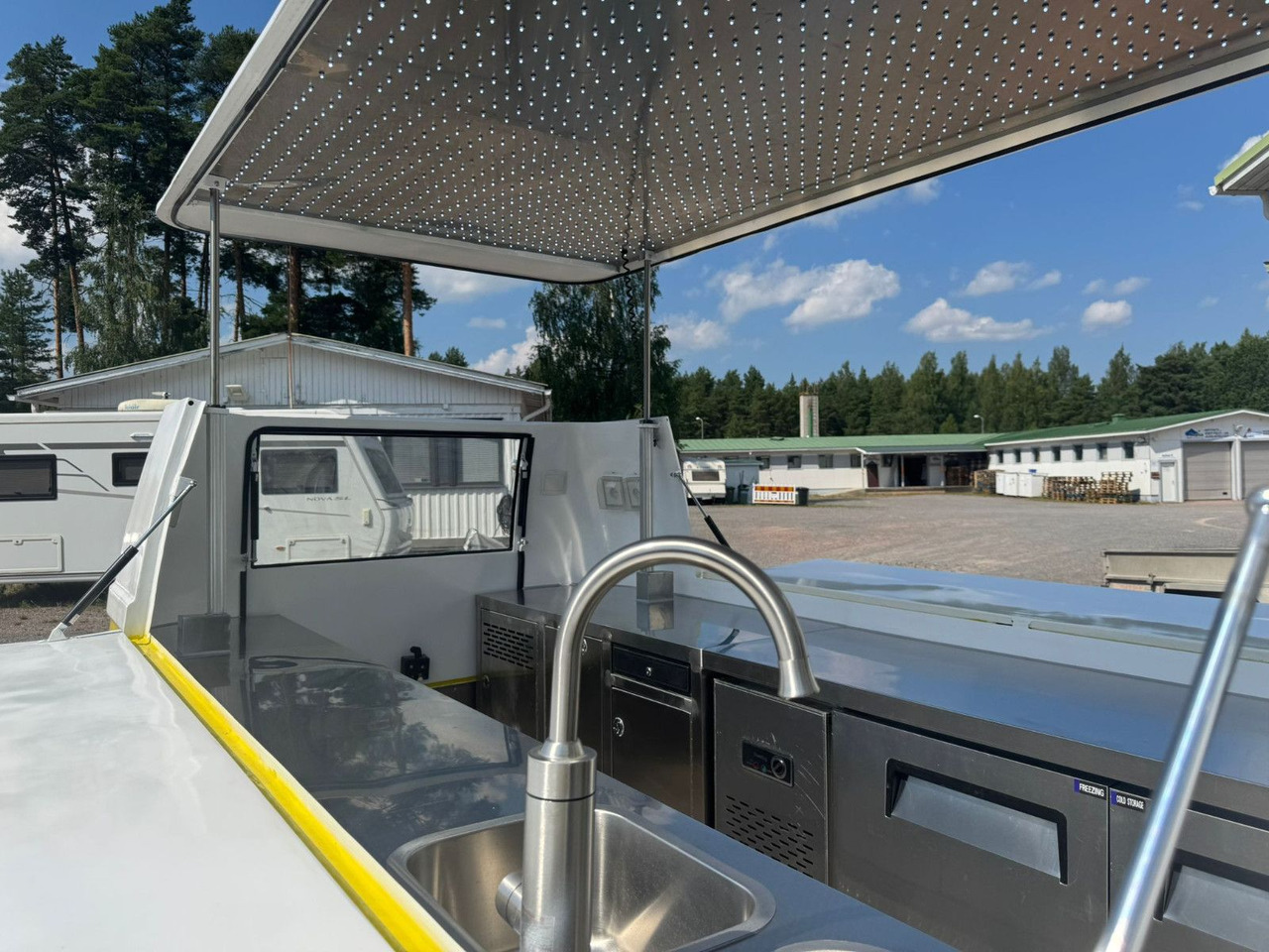 Торговый грузовик Event Mobil Catering Foodtruck: фото 16 Торговый грузовик Event Mobil Catering Foodtruck: фото 16