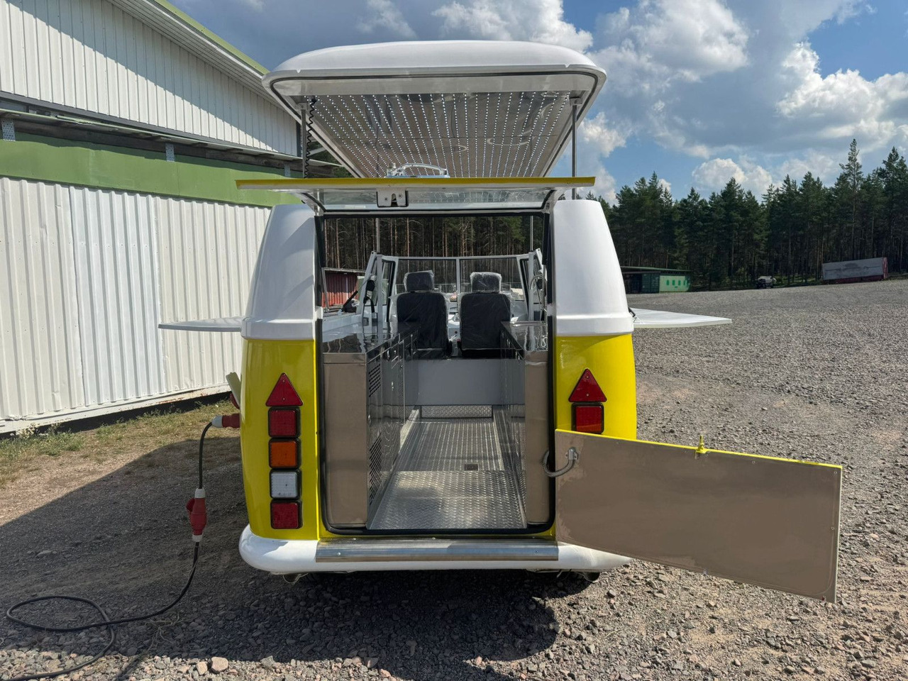 Торговый грузовик Event Mobil Catering Foodtruck: фото 14 Торговый грузовик Event Mobil Catering Foodtruck: фото 14