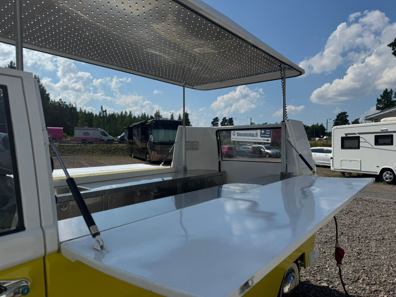 Торговый грузовик Event Mobil Catering Foodtruck: фото 17 Торговый грузовик Event Mobil Catering Foodtruck: фото 17