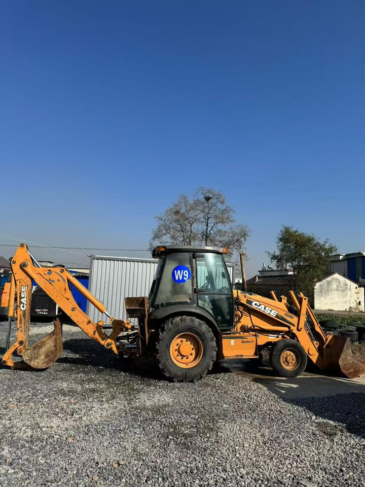 CASE 580 - Экскаватор-погрузчик: фото 3 CASE 580 - Экскаватор-погрузчик: фото 3