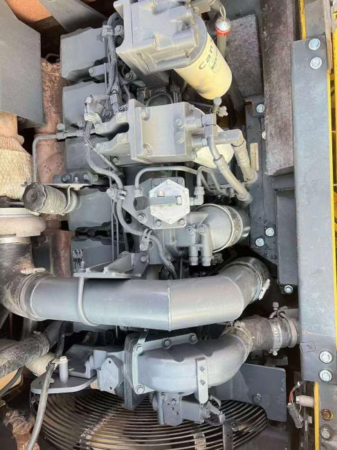 Komatsu PC450 - Гусеничный экскаватор: фото 4 Komatsu PC450 - Гусеничный экскаватор: фото 4