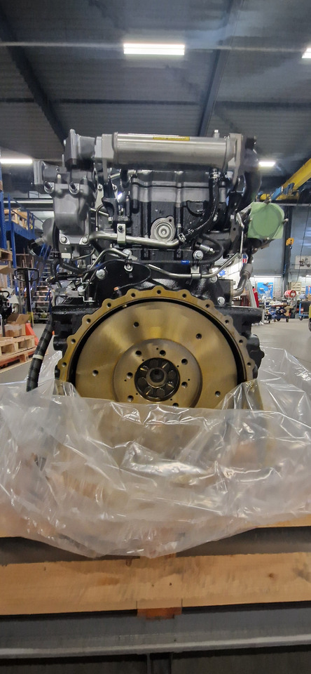 Isuzu 4HK1XYSJ-01-02-03 - Двигатель для Экскаваторов: фото 4 Isuzu 4HK1XYSJ-01-02-03 - Двигатель для Экскаваторов: фото 4