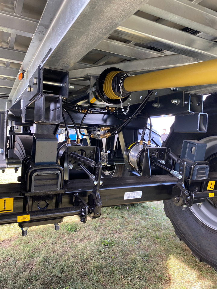 Новый Навозоразбрасыватель Auto-Agro Miststreuer / Manure spreader / Epandeur à fumier / Rimorchio spandiconcime / Abonadora / Разбрасыватель органических удобрений / Rozrzutnik obornika Tandem N268: фото 15