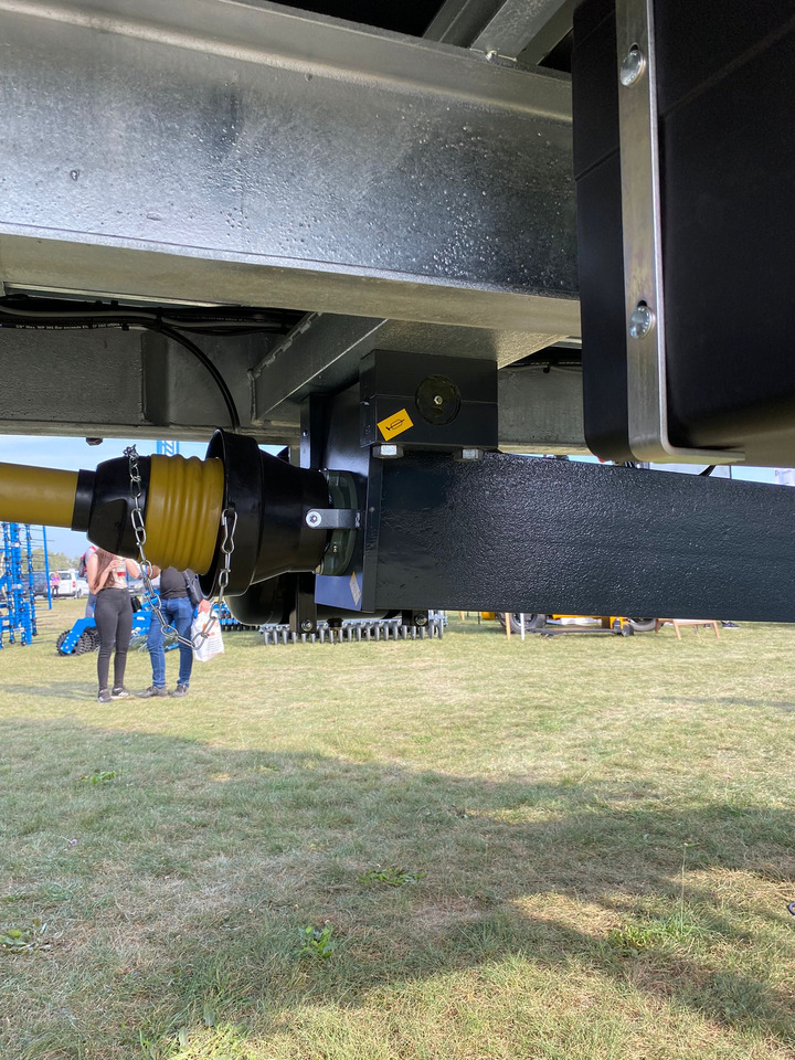 Новый Навозоразбрасыватель Auto-Agro Miststreuer / Manure spreader / Epandeur à fumier / Rimorchio spandiconcime / Abonadora / Разбрасыватель органических удобрений / Rozrzutnik obornika Tandem N268: фото 16