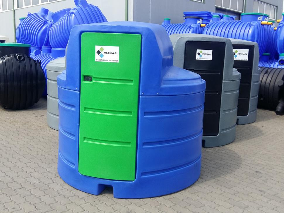 DC AdBlue tank / Cuve à AdBlue / Serbatoio per AdBlue / Бак для AdBlue / Adblue 2500 l - Резервуар для хранения: фото 1 DC AdBlue tank / Cuve à AdBlue / Serbatoio per AdBlue / Бак для AdBlue / Adblue 2500 l - Резервуар для хранения: фото 1