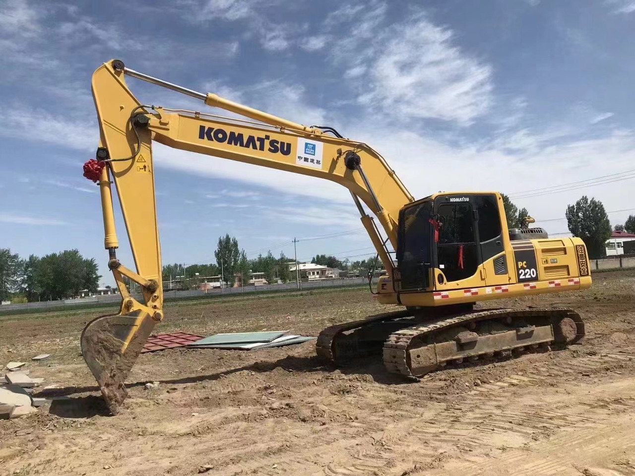 KOMATSU PC200-8 - Гусеничный экскаватор: фото 1 KOMATSU PC200-8 - Гусеничный экскаватор: фото 1