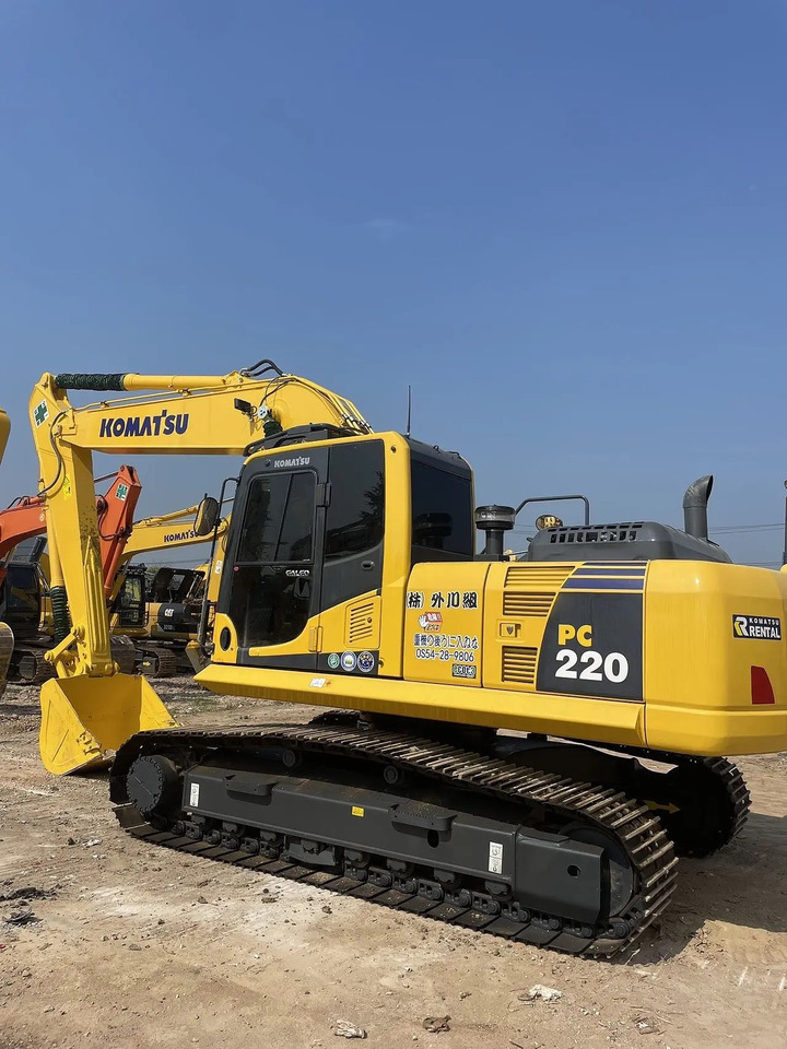 KOMATSU PC220-7 - Гусеничный экскаватор: фото 3 KOMATSU PC220-7 - Гусеничный экскаватор: фото 3