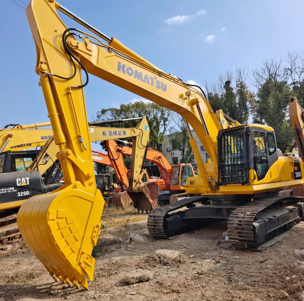 KOMATSU PC300-7 - Гусеничный экскаватор: фото 1 KOMATSU PC300-7 - Гусеничный экскаватор: фото 1