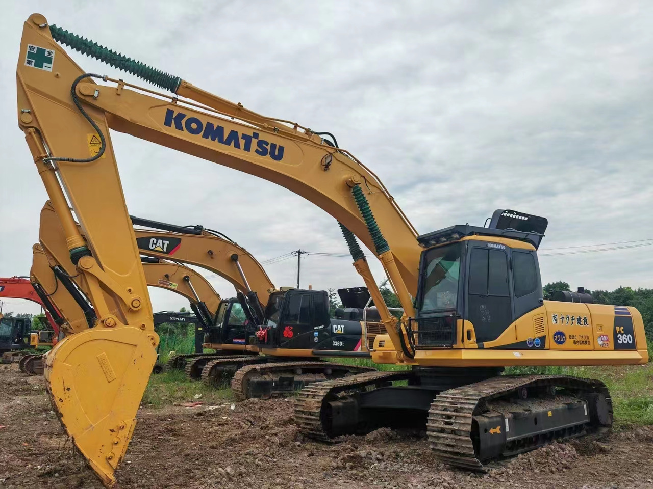 KOMATSU PC360-7 - Гусеничный экскаватор: фото 1 KOMATSU PC360-7 - Гусеничный экскаватор: фото 1