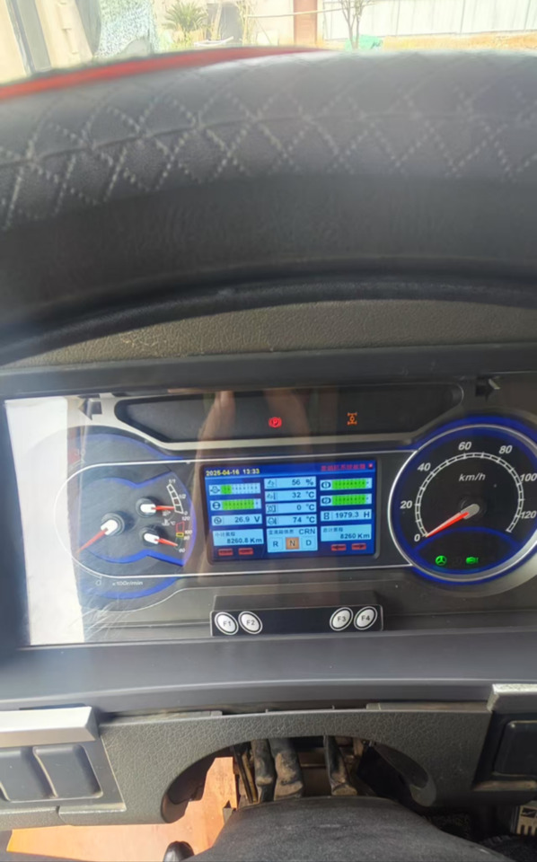 SANY STC1300 - Мобильный кран: фото 2 SANY STC1300 - Мобильный кран: фото 2