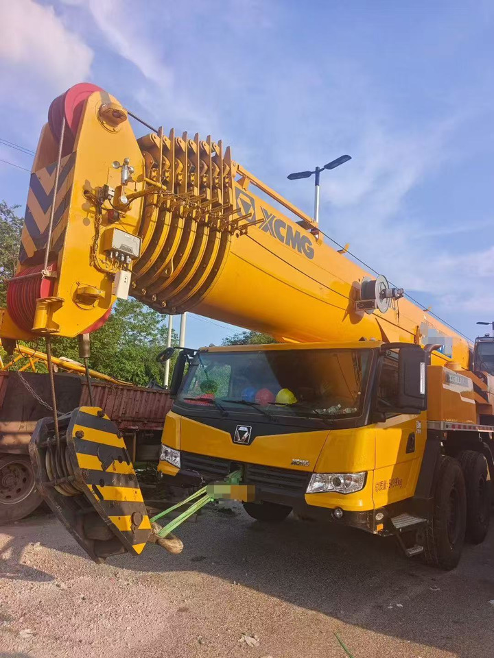 XCMG XCA160L8 - Вседорожный кран: фото 1 XCMG XCA160L8 - Вседорожный кран: фото 1