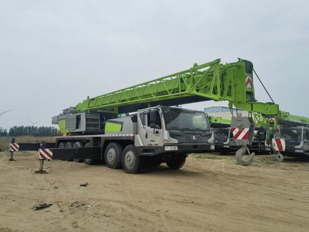 ZOOMLION ZTC1000V - Мобильный кран: фото 2 ZOOMLION ZTC1000V - Мобильный кран: фото 2