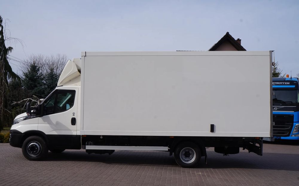 Iveco DAILY 70c17 CHŁODNIA 5 m Thermo king V-500 MAX Wzorowy Stan - Рефрижератор: фото 3 Iveco DAILY 70c17 CHŁODNIA 5 m Thermo king V-500 MAX Wzorowy Stan - Рефрижератор: фото 3