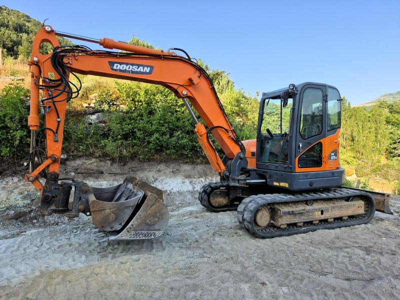 Doosan DX85R-3 PELLE A CHENILLES 8,5T - Гусеничный экскаватор: фото 1 Doosan DX85R-3 PELLE A CHENILLES 8,5T - Гусеничный экскаватор: фото 1