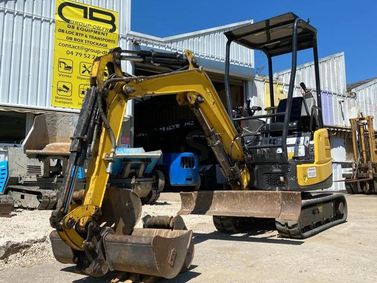 YANMAR Mini pelle VIO17 1.7T - Мини-экскаватор: фото 1 YANMAR Mini pelle VIO17 1.7T - Мини-экскаватор: фото 1