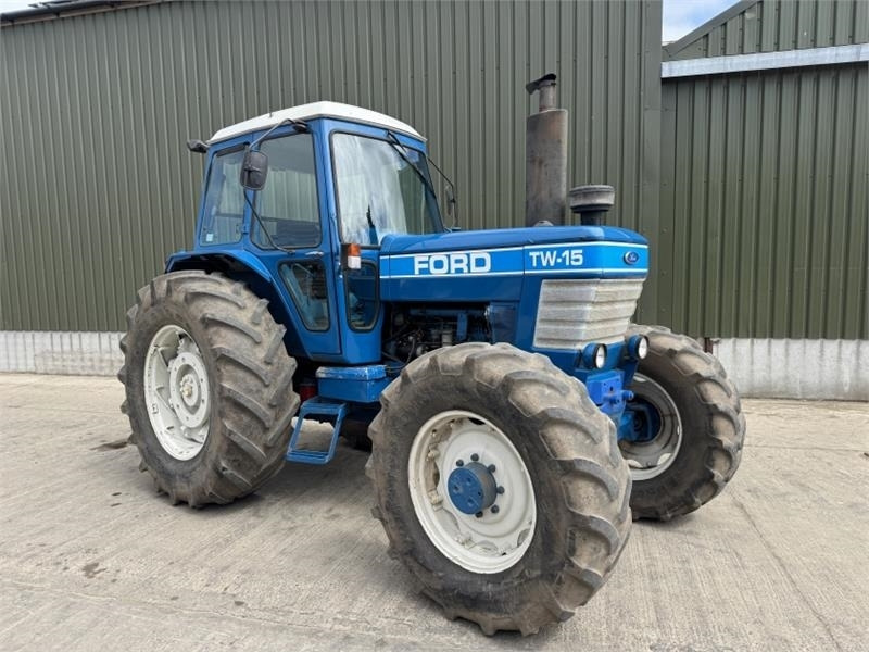 Ford Ford TW-15 - Трактор: фото 3 Ford Ford TW-15 - Трактор: фото 3