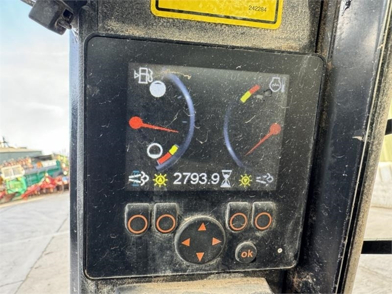 Мини-погрузчик с бортовым поворотом Gehl R165 Skid Steer: фото 12