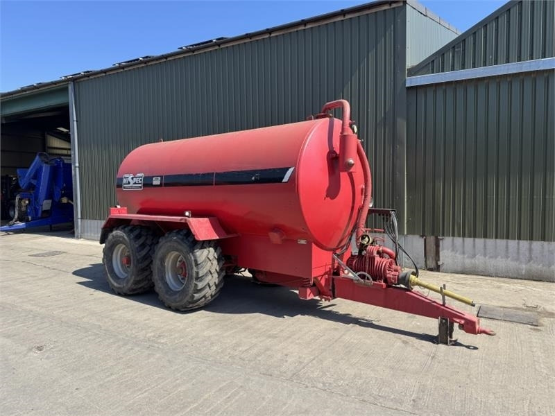 Hi-Spec Hi Spec 2500 Slurry Tanker - Цистерна для жидкого навоза: фото 1 Hi-Spec Hi Spec 2500 Slurry Tanker - Цистерна для жидкого навоза: фото 1