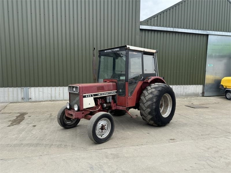 International 533 Tractor - Трактор: фото 1 International 533 Tractor - Трактор: фото 1