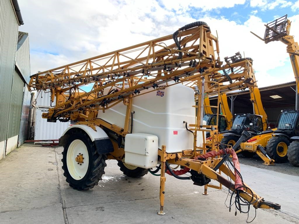 Knight 28 Meter 3800 Litre Trailed Sprayer - Прицепной опрыскиватель: фото 4 Knight 28 Meter 3800 Litre Trailed Sprayer - Прицепной опрыскиватель: фото 4