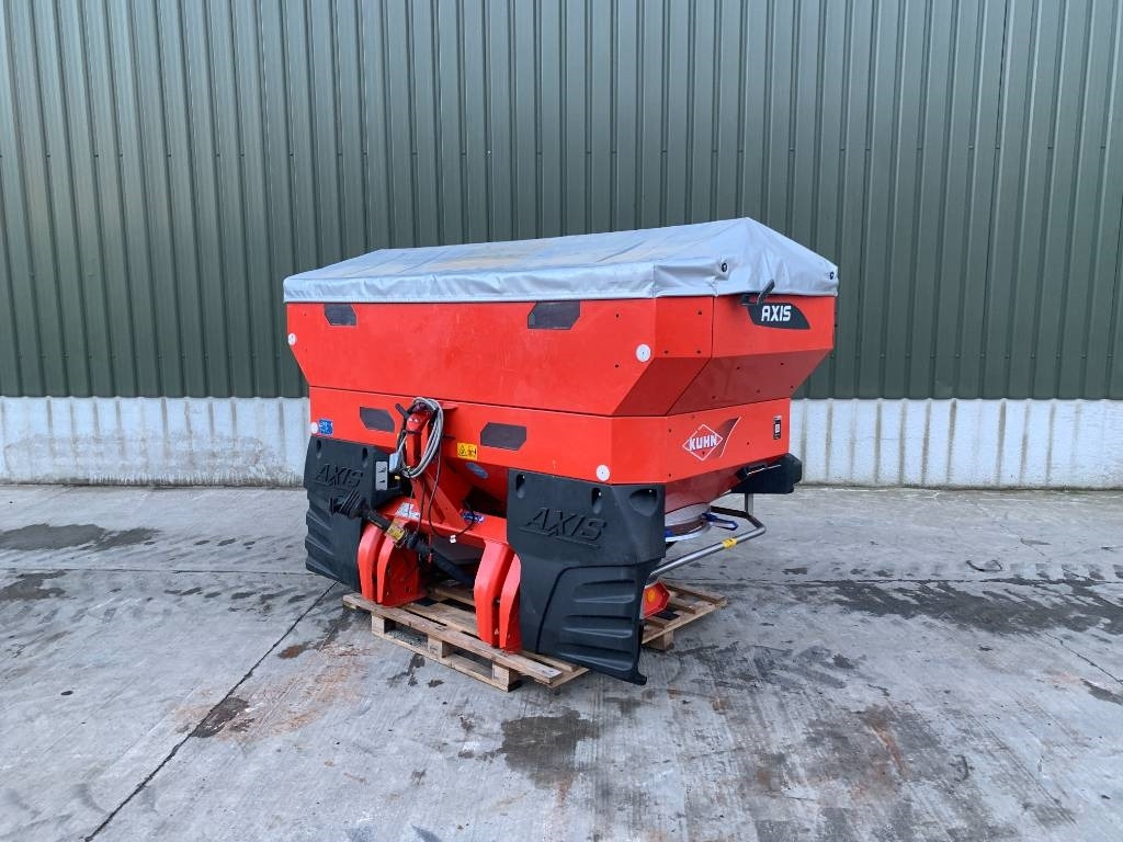 Kuhn 40.2 m-emc Fert Spreader - Разбрасыватель удобрений: фото 1 Kuhn 40.2 m-emc Fert Spreader - Разбрасыватель удобрений: фото 1
