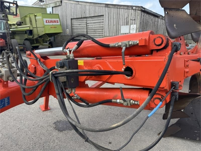 Плуг Kuhn Kuhn VT1180M6H 5+1 Semi Mounted Plough: фото 20