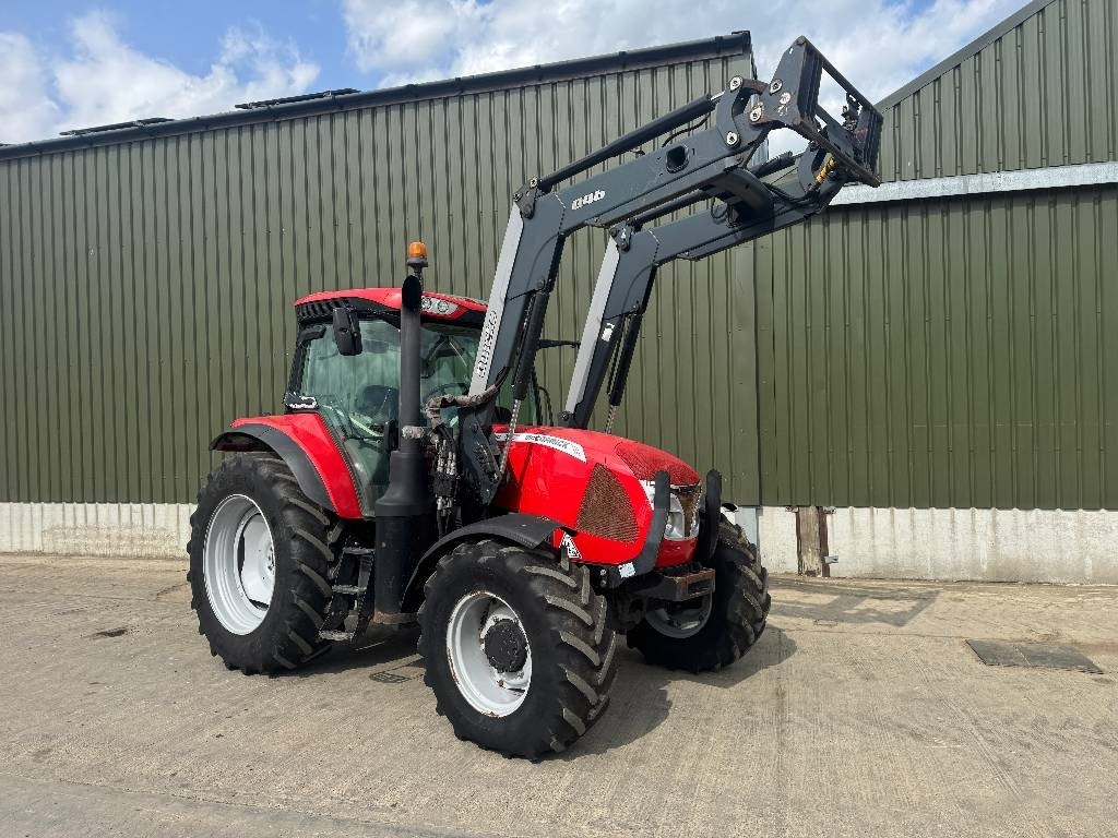 McCormick X6.430 c/w Quicke Q46 Loader - Трактор: фото 1 McCormick X6.430 c/w Quicke Q46 Loader - Трактор: фото 1