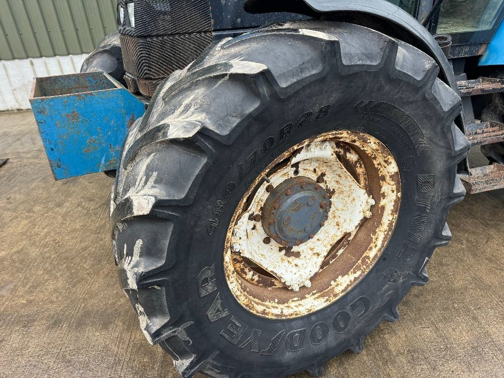 Трактор New Holland TS 100: фото 8