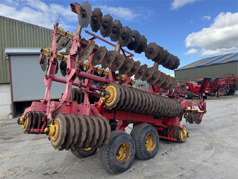 Vaderstad 820 Carrier - Сельскохозяйственная техника: фото 2 Vaderstad 820 Carrier - Сельскохозяйственная техника: фото 2