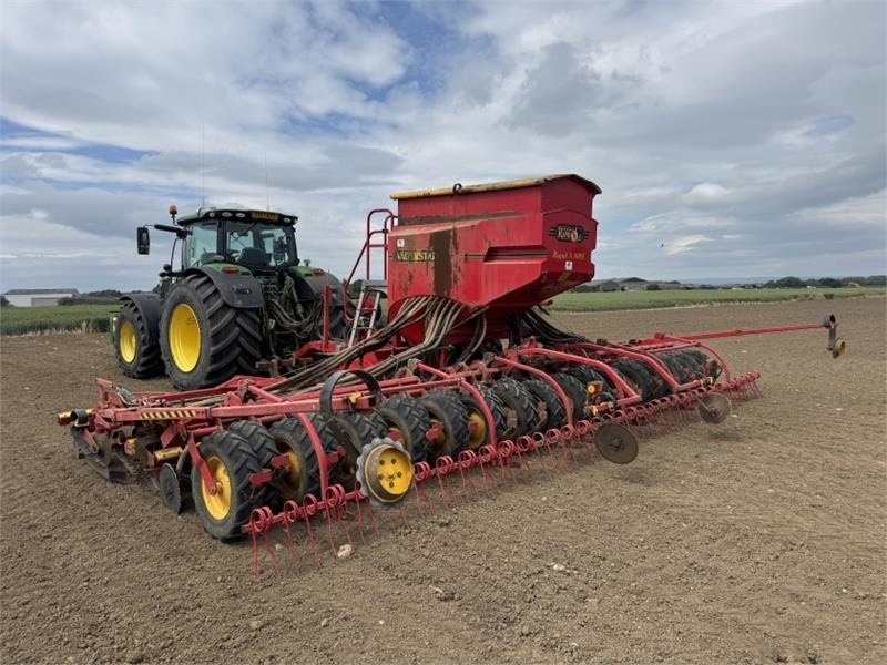 Vaderstad Rapid A800s **Video Below** - Посевной комплекс: фото 4 Vaderstad Rapid A800s **Video Below** - Посевной комплекс: фото 4